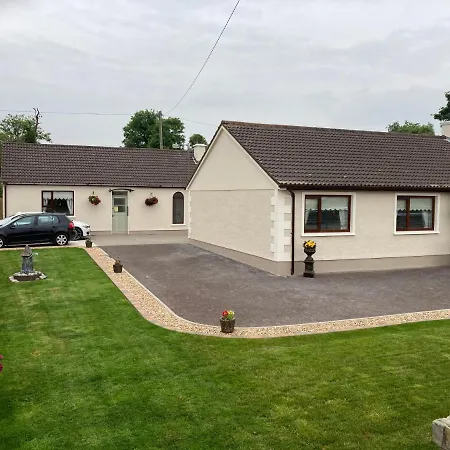 Steeple View Donegal - Newly Renovated In 2023 באליבופי