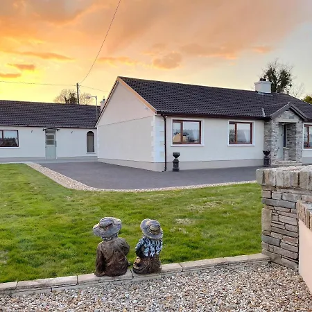 Frühstückspension Steeple View Donegal - Newly Renovated In 2023 Ballybofey