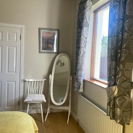 Bed & Breakfast Steeple View Donegal - Newly Renovated In 2023 *