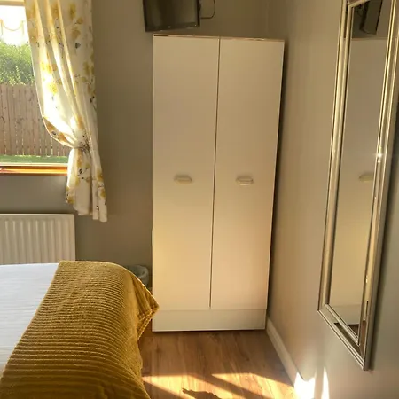 Steeple View Donegal - Newly Renovated In 2023 Frühstückspension Ballybofey