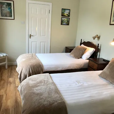 Steeple View Donegal - Newly Renovated In 2023 Frühstückspension Ballybofey