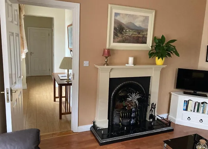 Steeple View Donegal - Newly Renovated In 2023 Panzió 3*